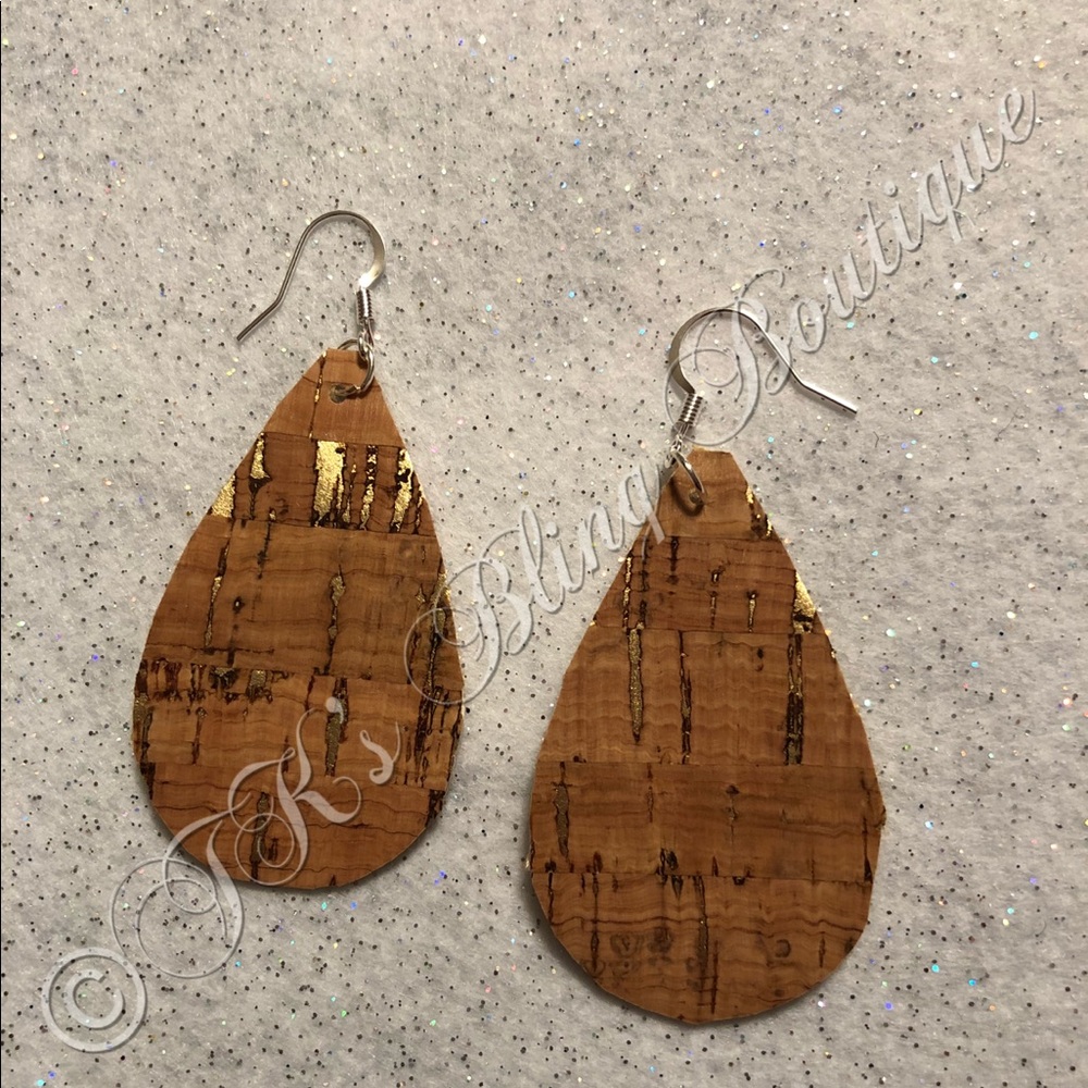 Beautiful cork earrings